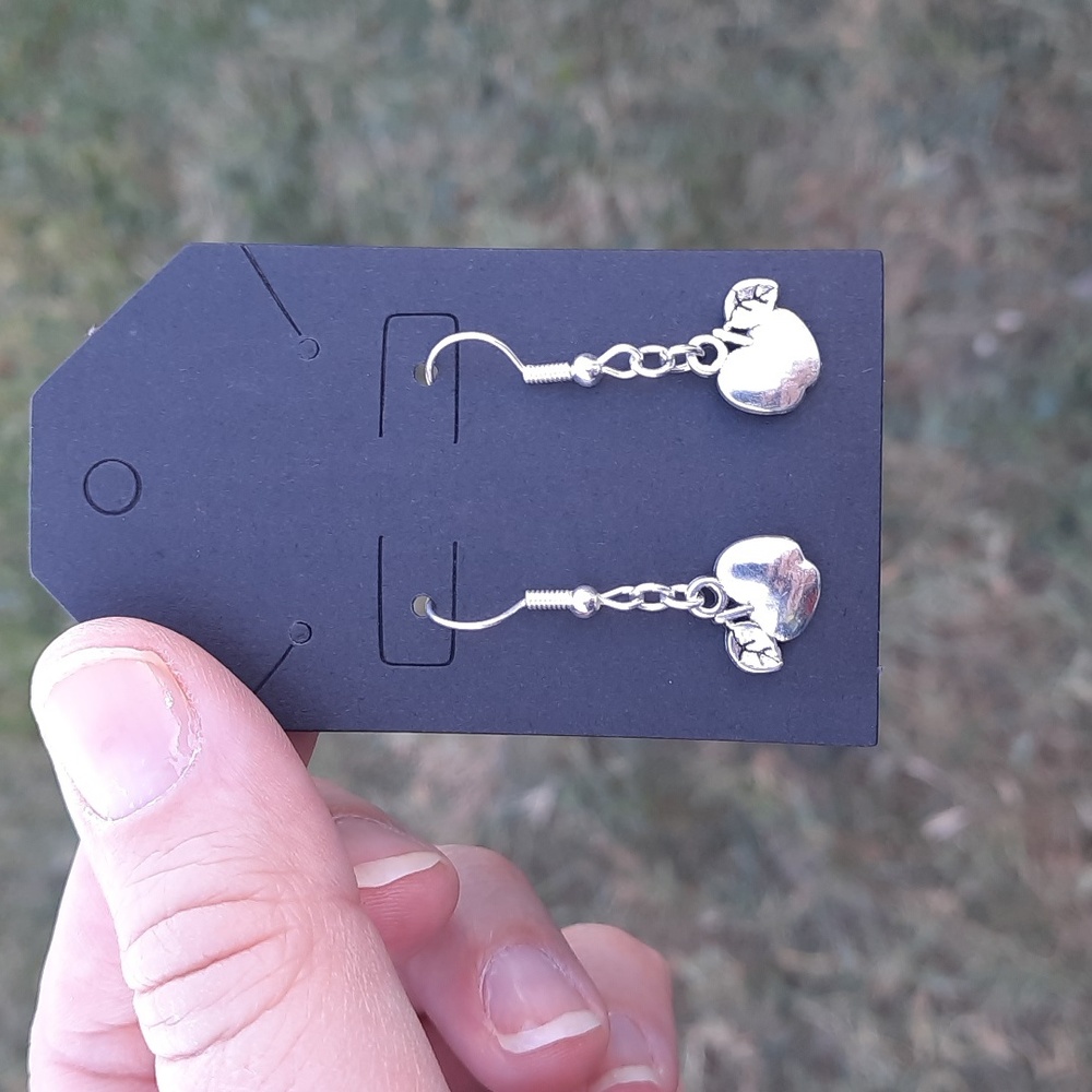 $๐ฒ$ Apple (Teacher) Dangle Earrings - Picture 1 of 2